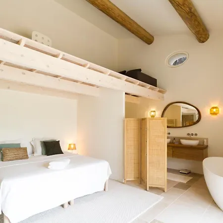 Holiday home Mas Des Olivades Les Baux-de-Provence