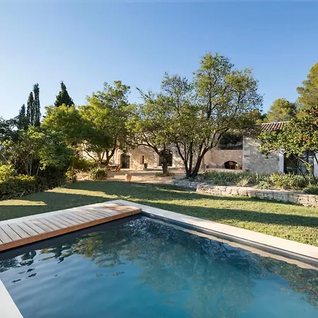 Holiday home Mas Des Olivades